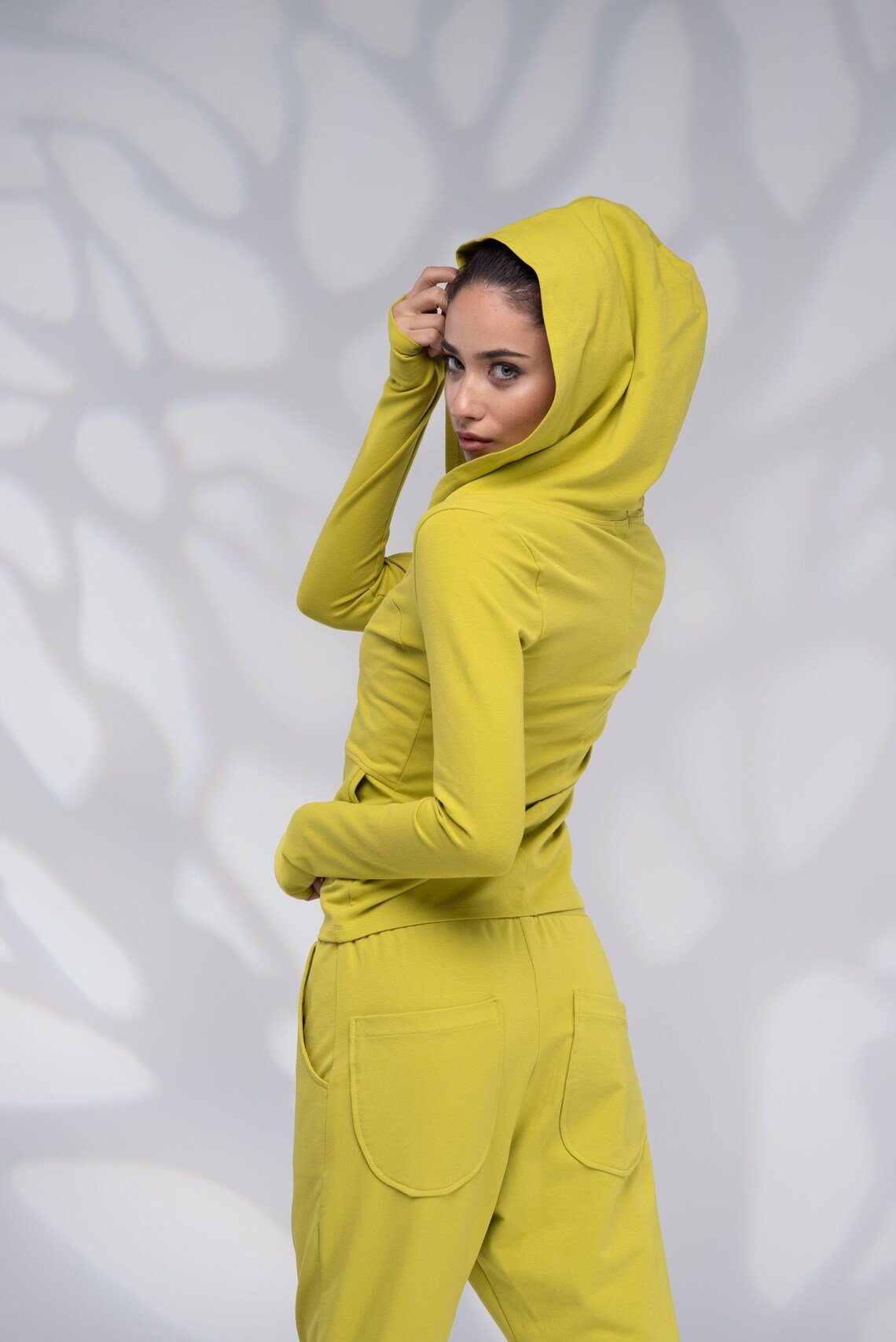 Zip Up Hoodie Fitted Sweatshirt for Women With Thumb Hole Sleeve