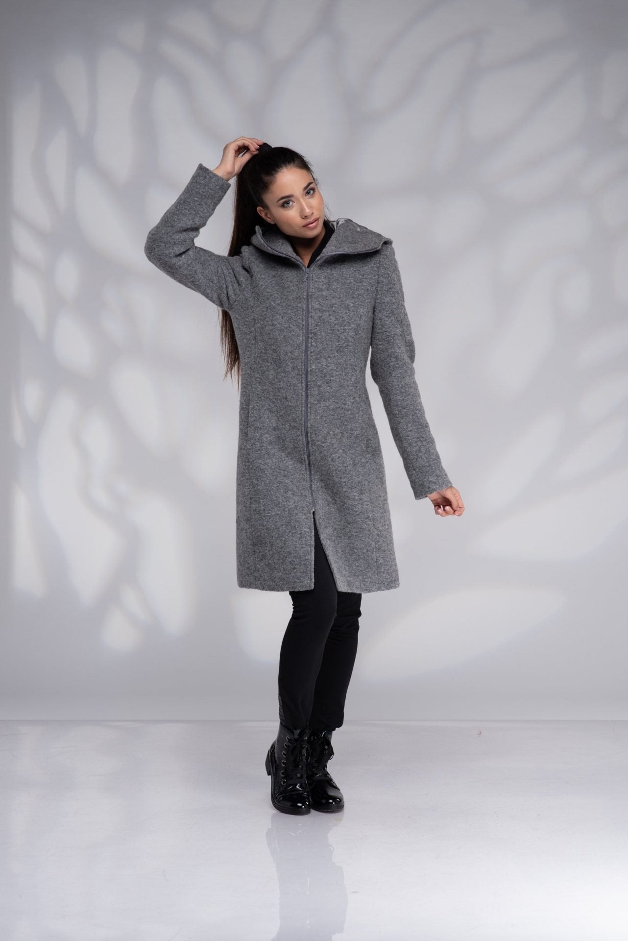 Hooded Wool Coat Short with Lining and Zipper