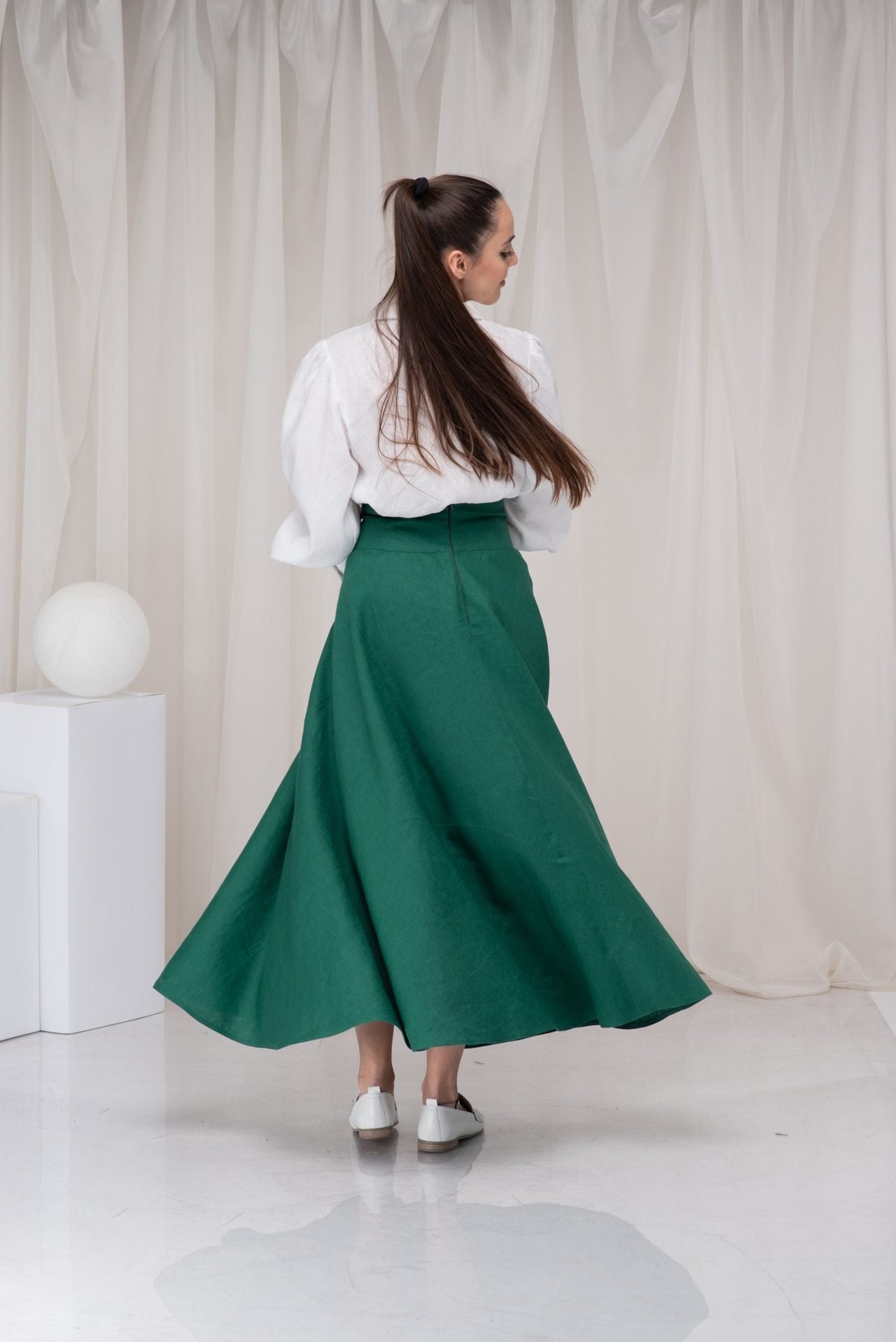 Long Green Linen Full Circle Skirt with Pockets