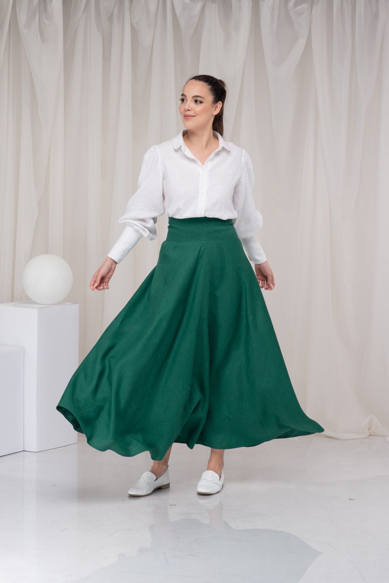Long Green Linen Full Circle Skirt with Pockets