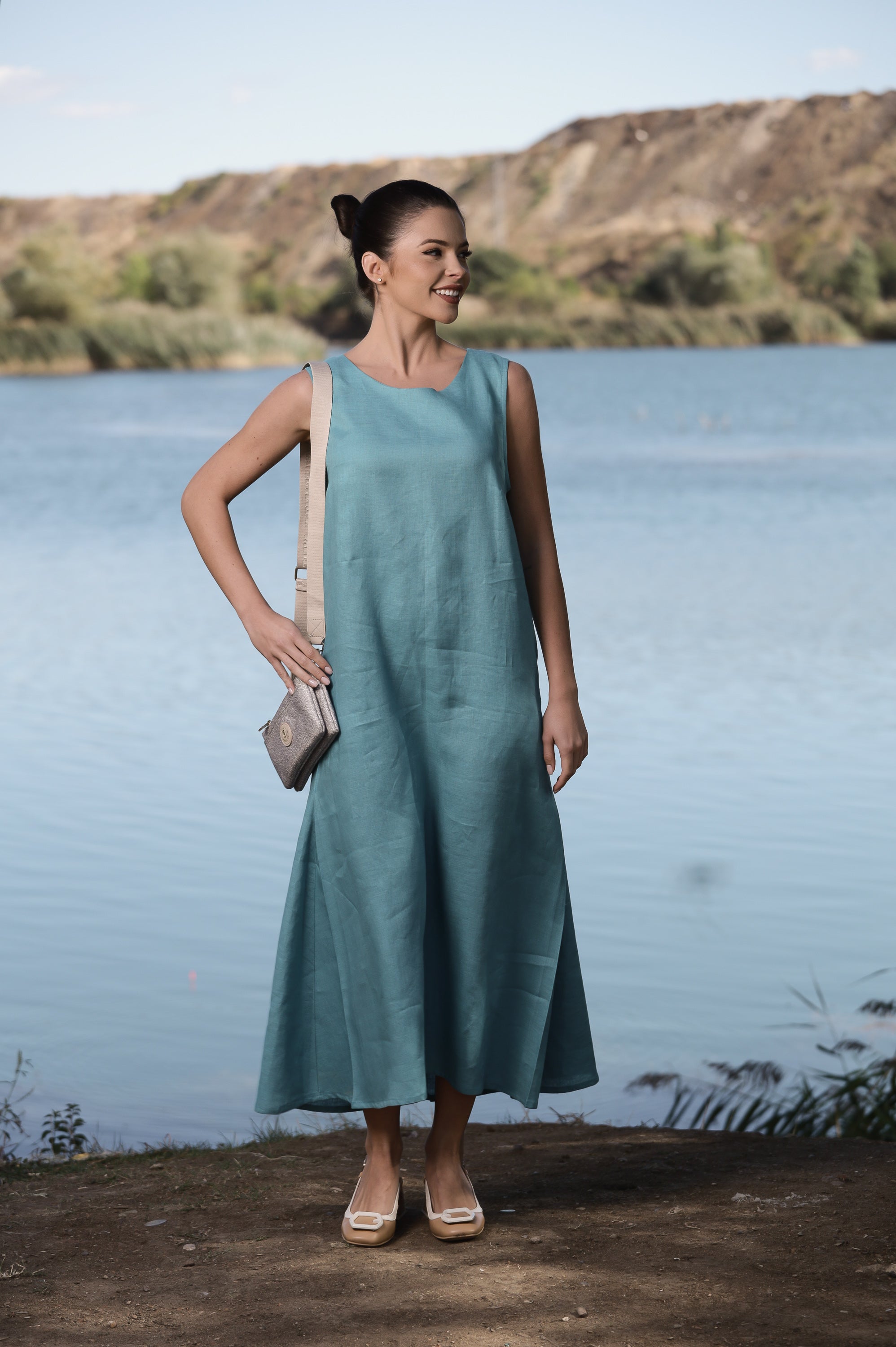 Dusty Blue Linen Midi Dress – Sleeveless Everyday Summer Dress