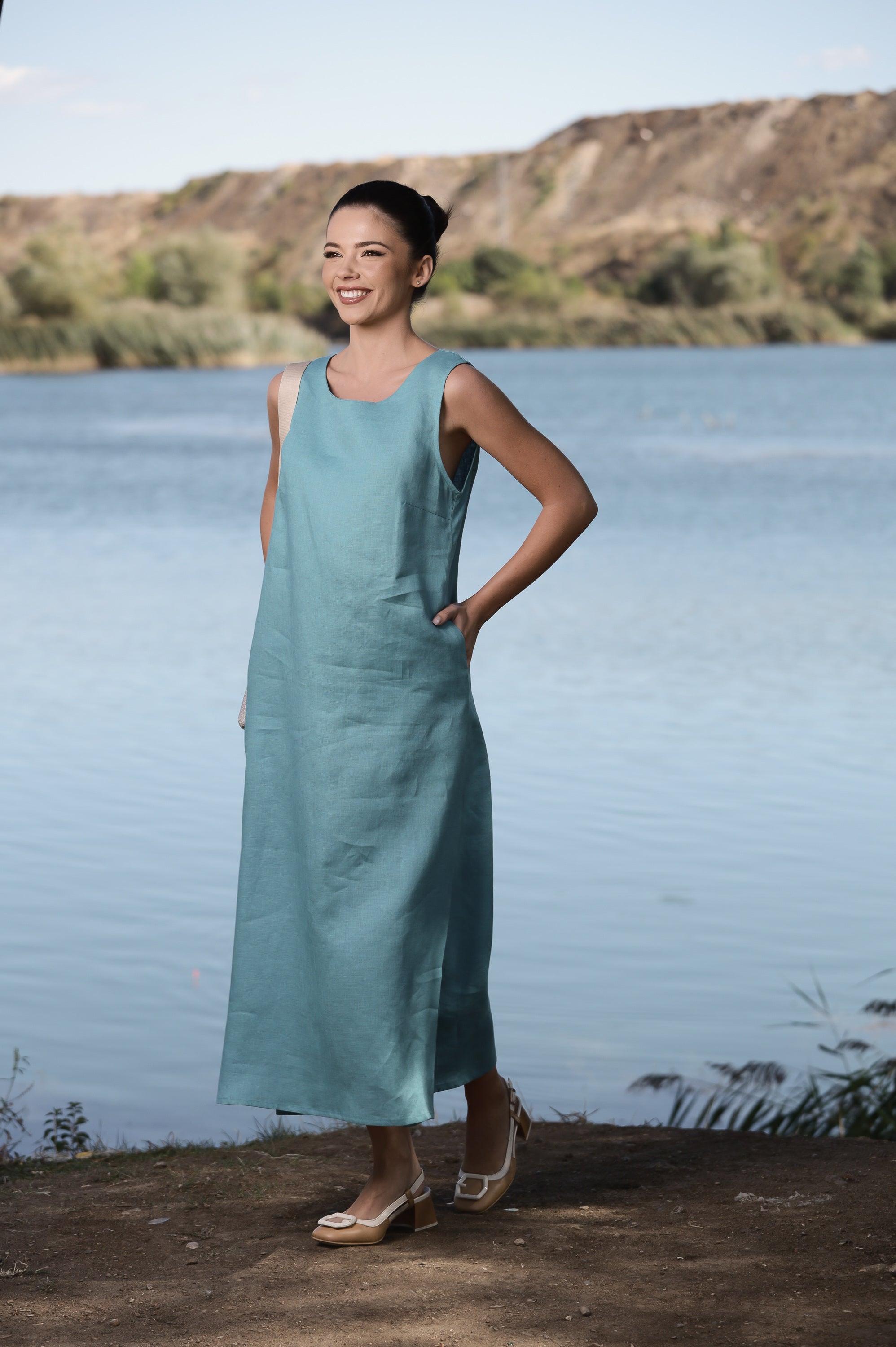 Dusty Blue Linen Midi Dress – Sleeveless Everyday Summer Dress