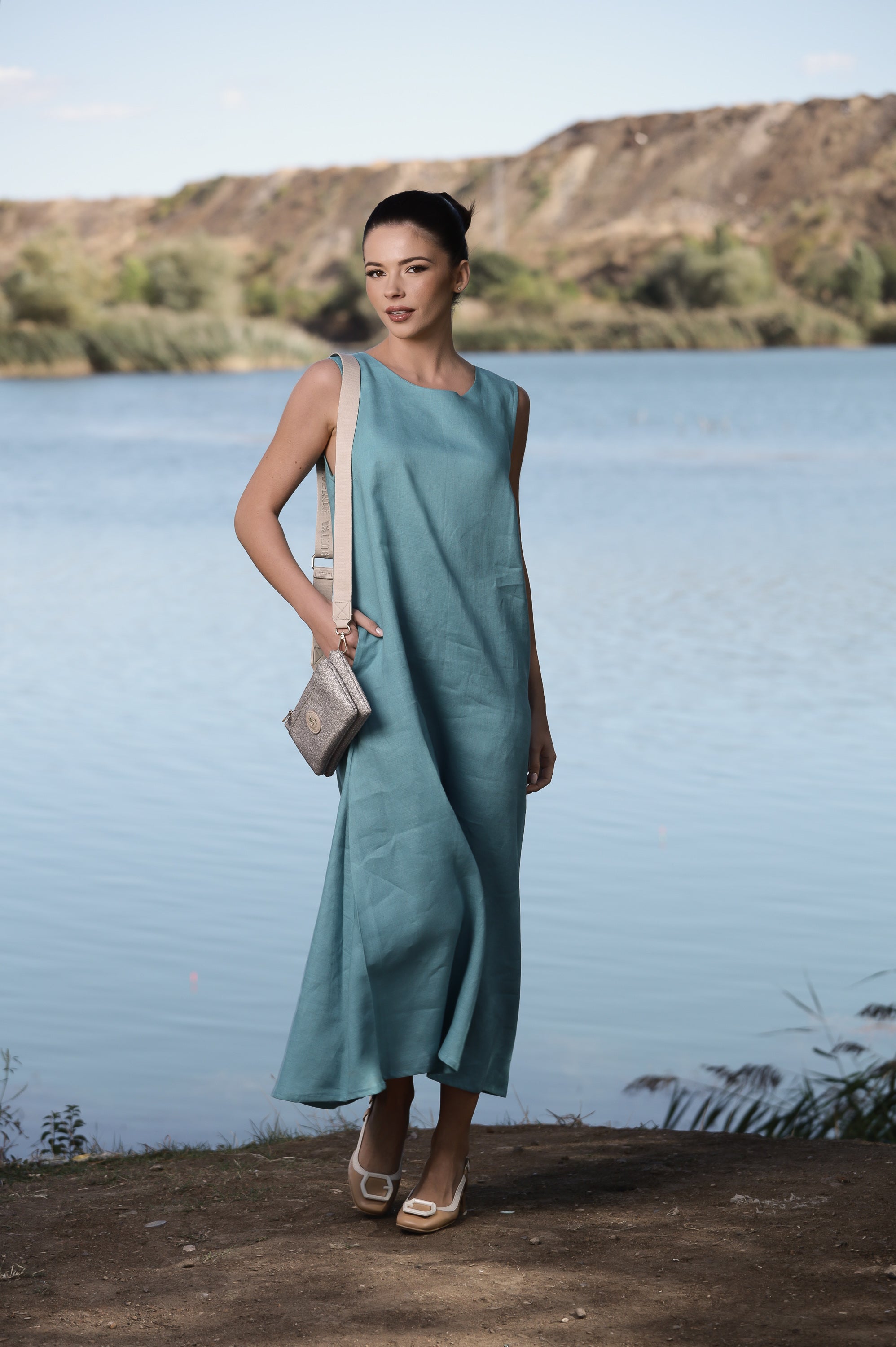 Dusty Blue Linen Midi Dress – Sleeveless Everyday Summer Dress
