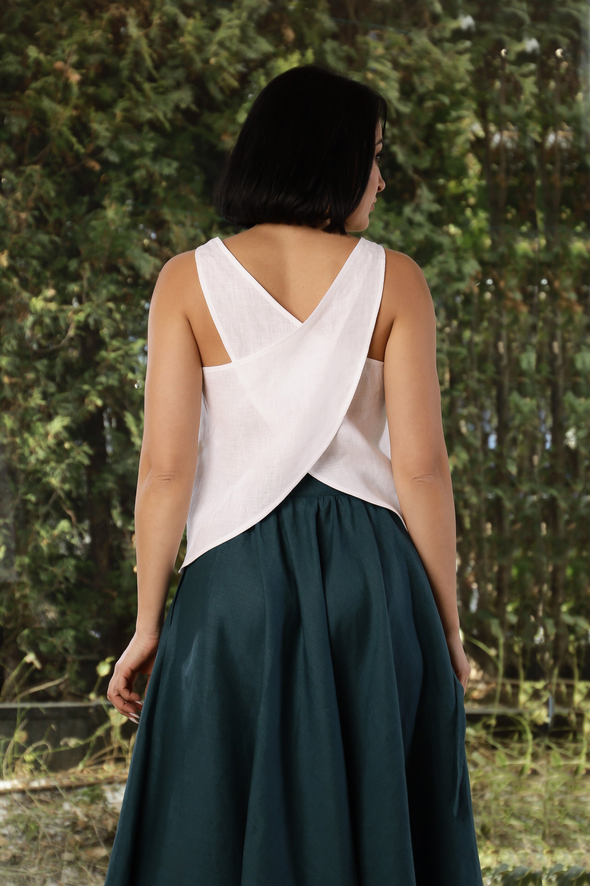 Minimalist Linen Tank Top – White Cross Back Summer Blouse