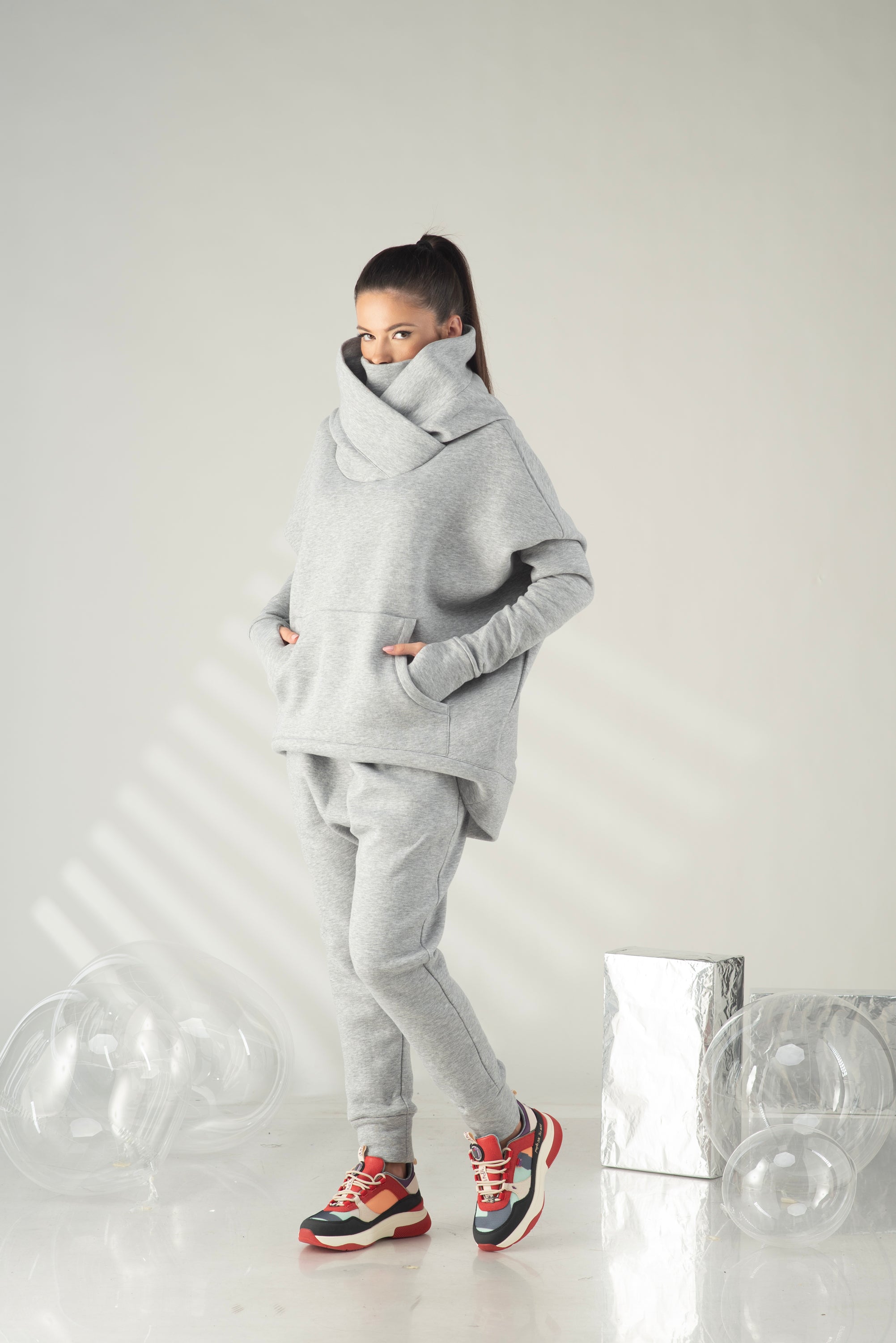 Oversized Hooded Sweatshirt Set – Cozy Statement Loungewear