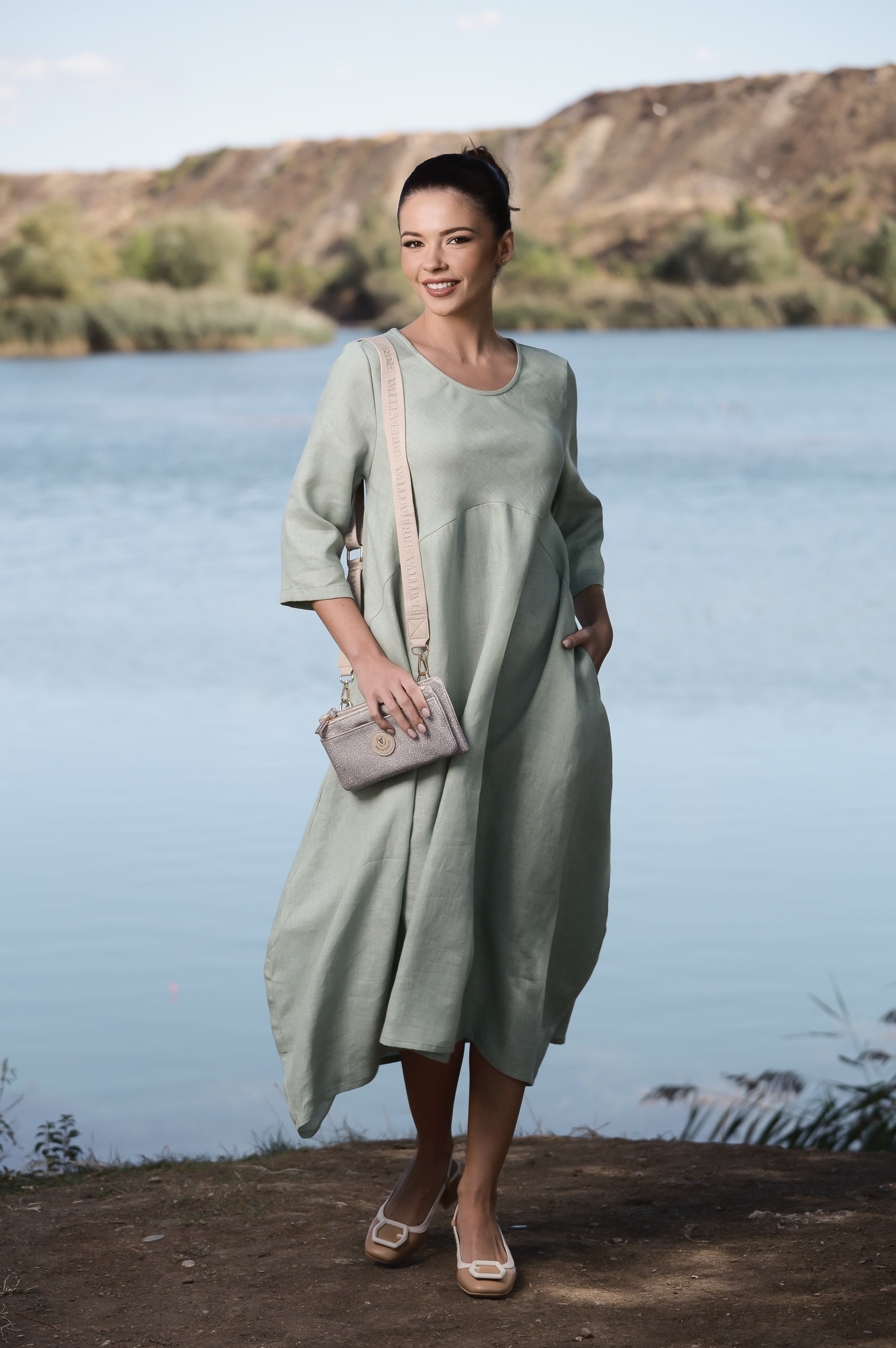Summer Plus Size Linen Maxi Dress with Long Sleeves
