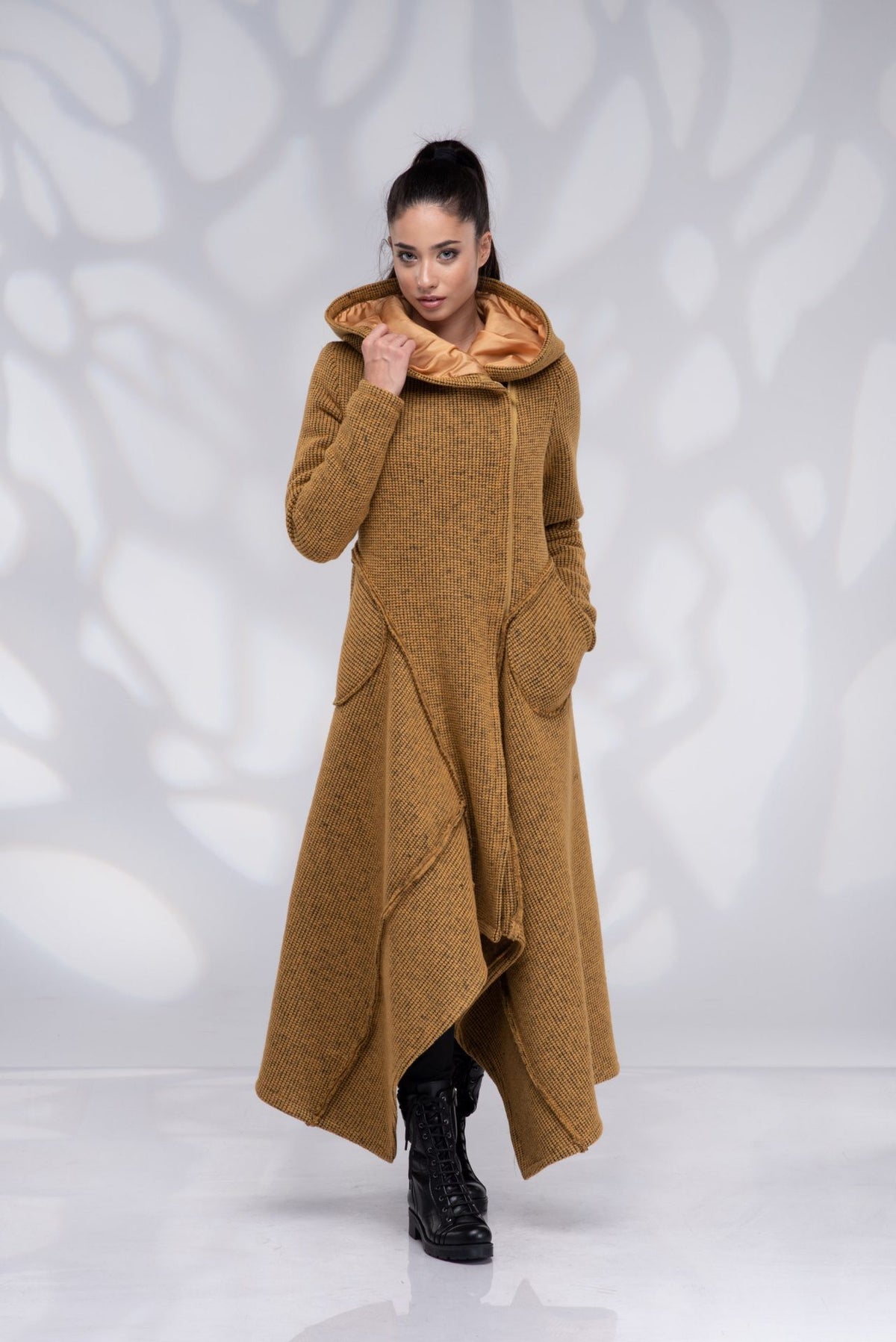 Warm Winter Wool Coat Hooded Long with Zip and Lining