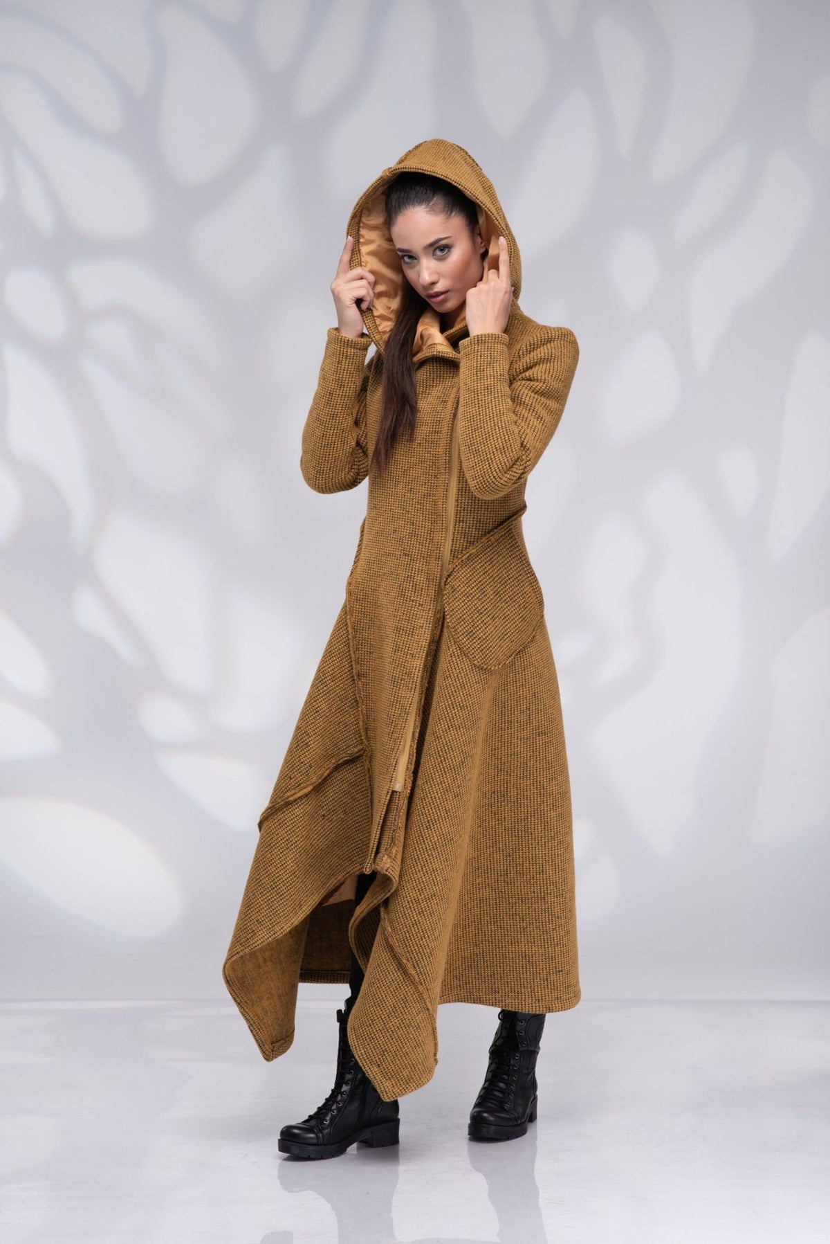 Warm Winter Wool Coat Hooded Long with Zip and Lining