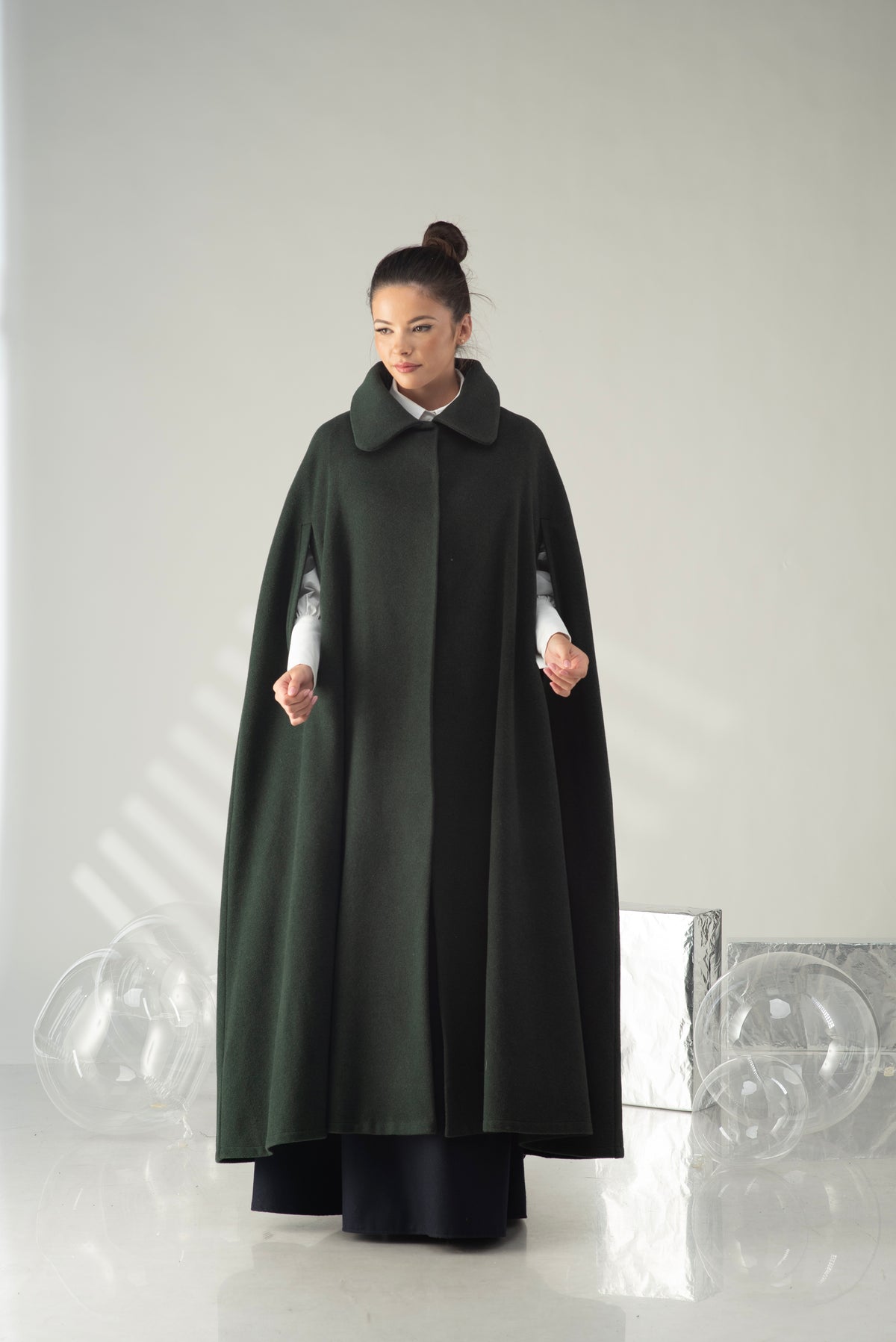 Women's hooded cape coat with wide collar and arm openings