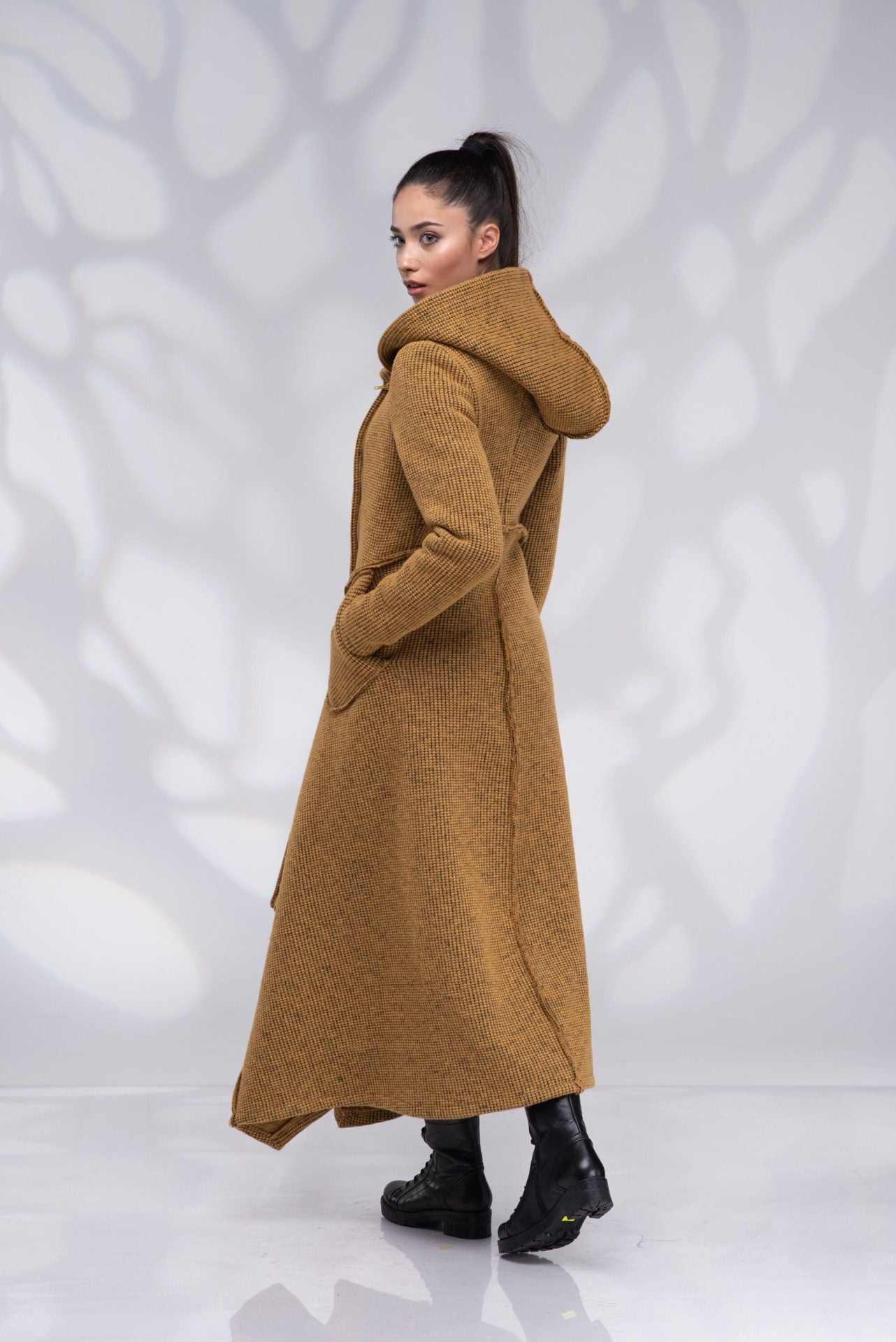 Warm Winter Wool Coat Hooded Long with Zip and Lining