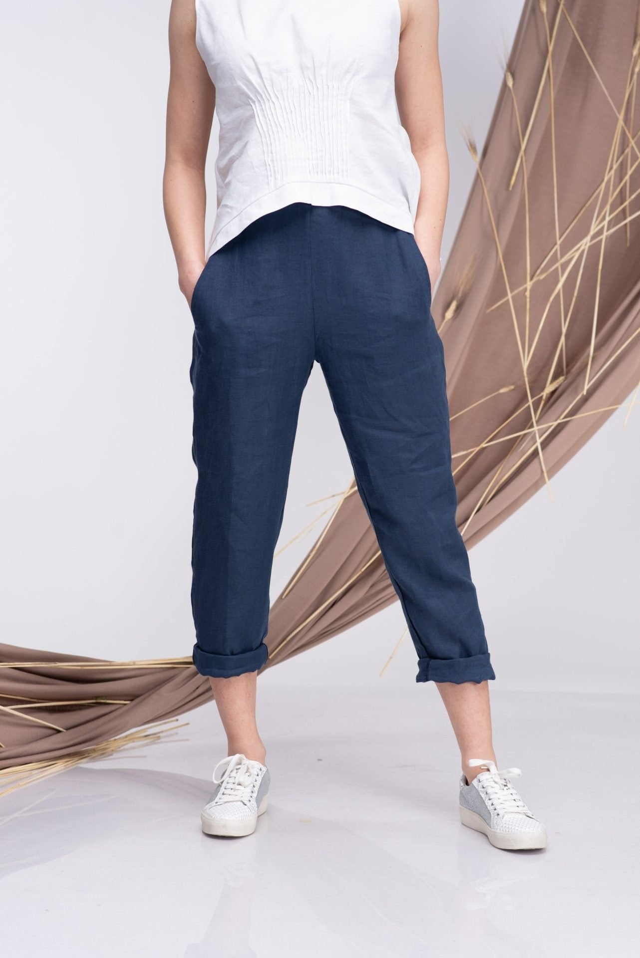Linen Tapered Pants