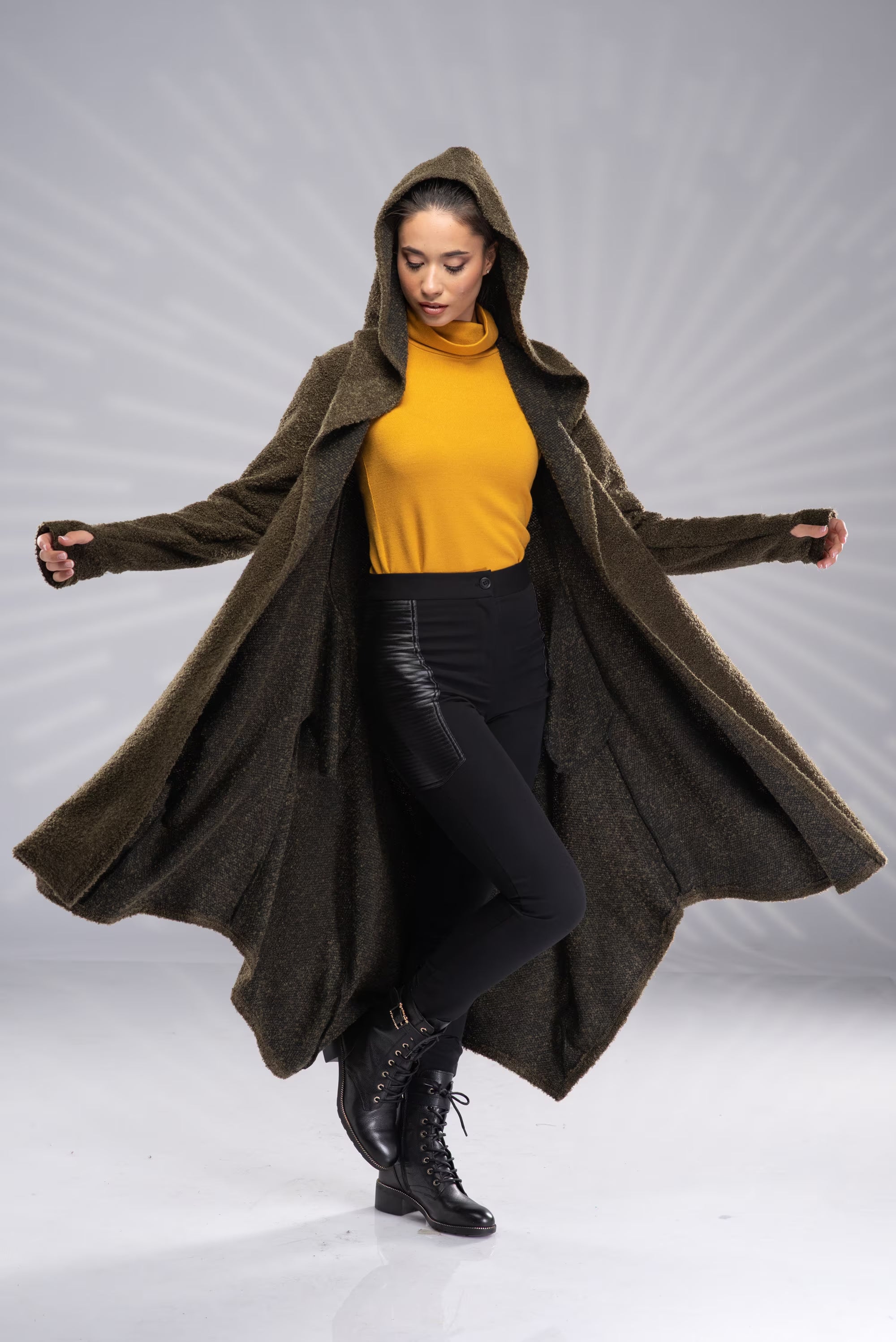Long Cloak with Hood Maxi Witch Cloak2-Danellys.webp
