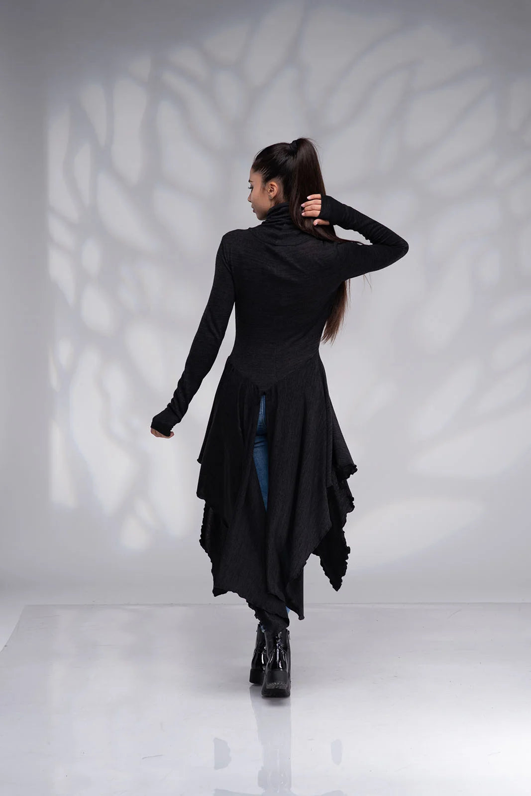 Long-Black-Asymmetrical-Tunic-Top-with-Thumb-Hole-Sleeves-Danellys-5.webp