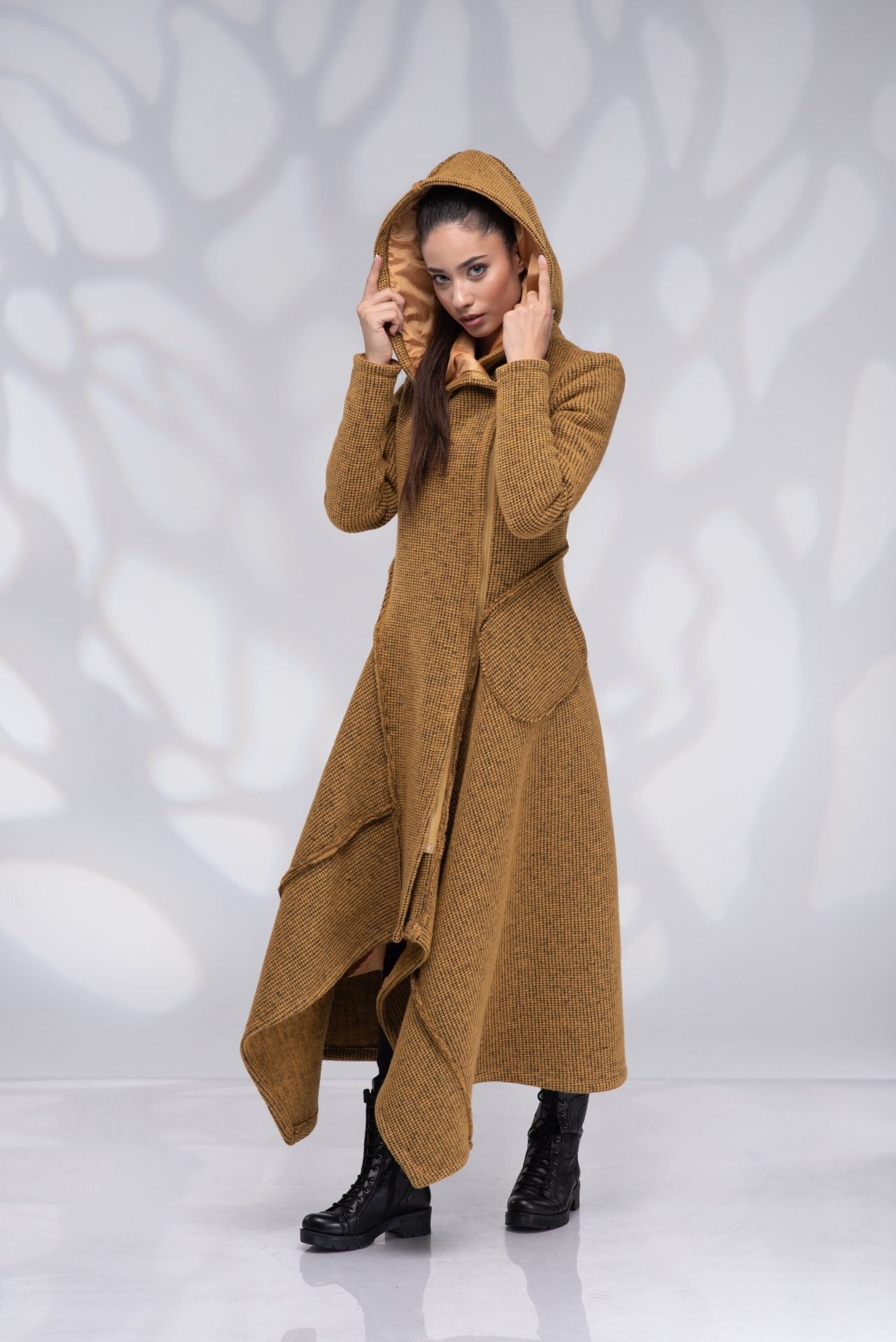 Warm Winter Wool Coat Hooded Long with Zip and Lining