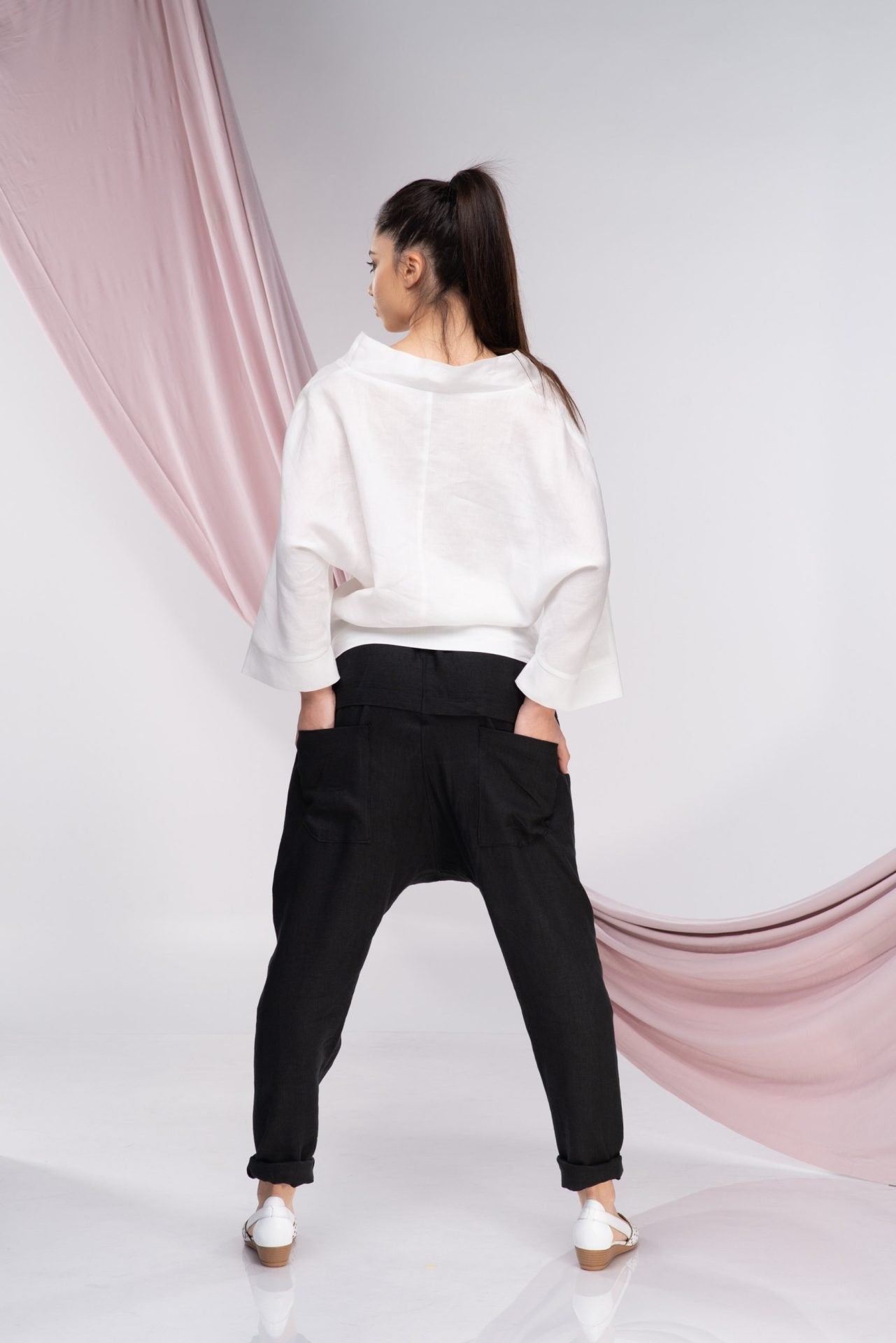 White Linen V-Neck Long Sleeves Kimono Top