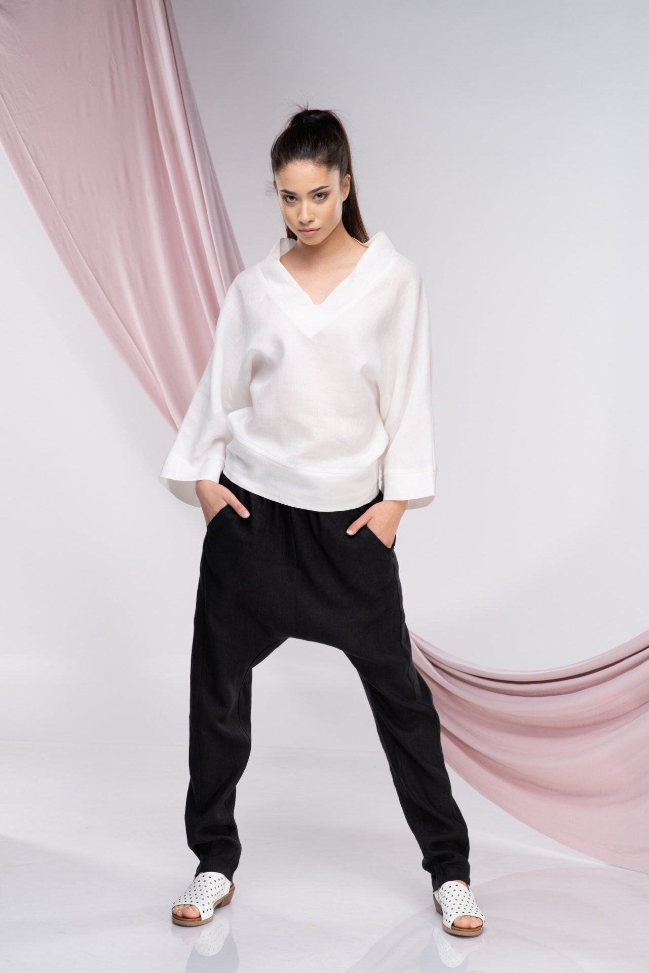 White Linen V-Neck Long Sleeves Kimono Top