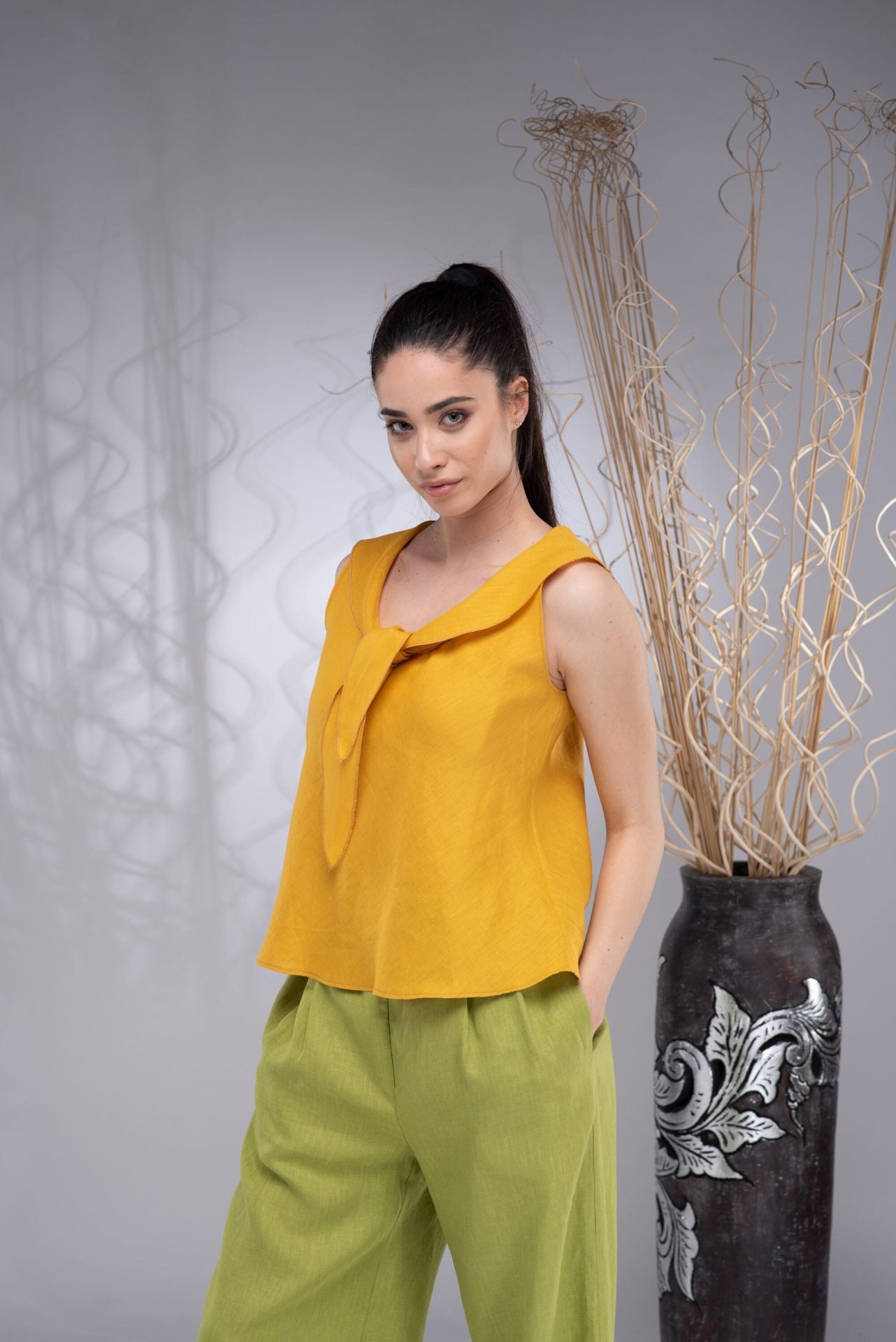 Linen Sleeveless Summer Crop Top