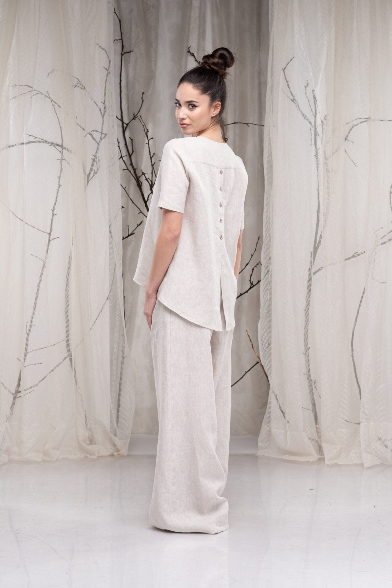 Linen Short Sleeve Elegant Loose Blouse with Buttons on the Back