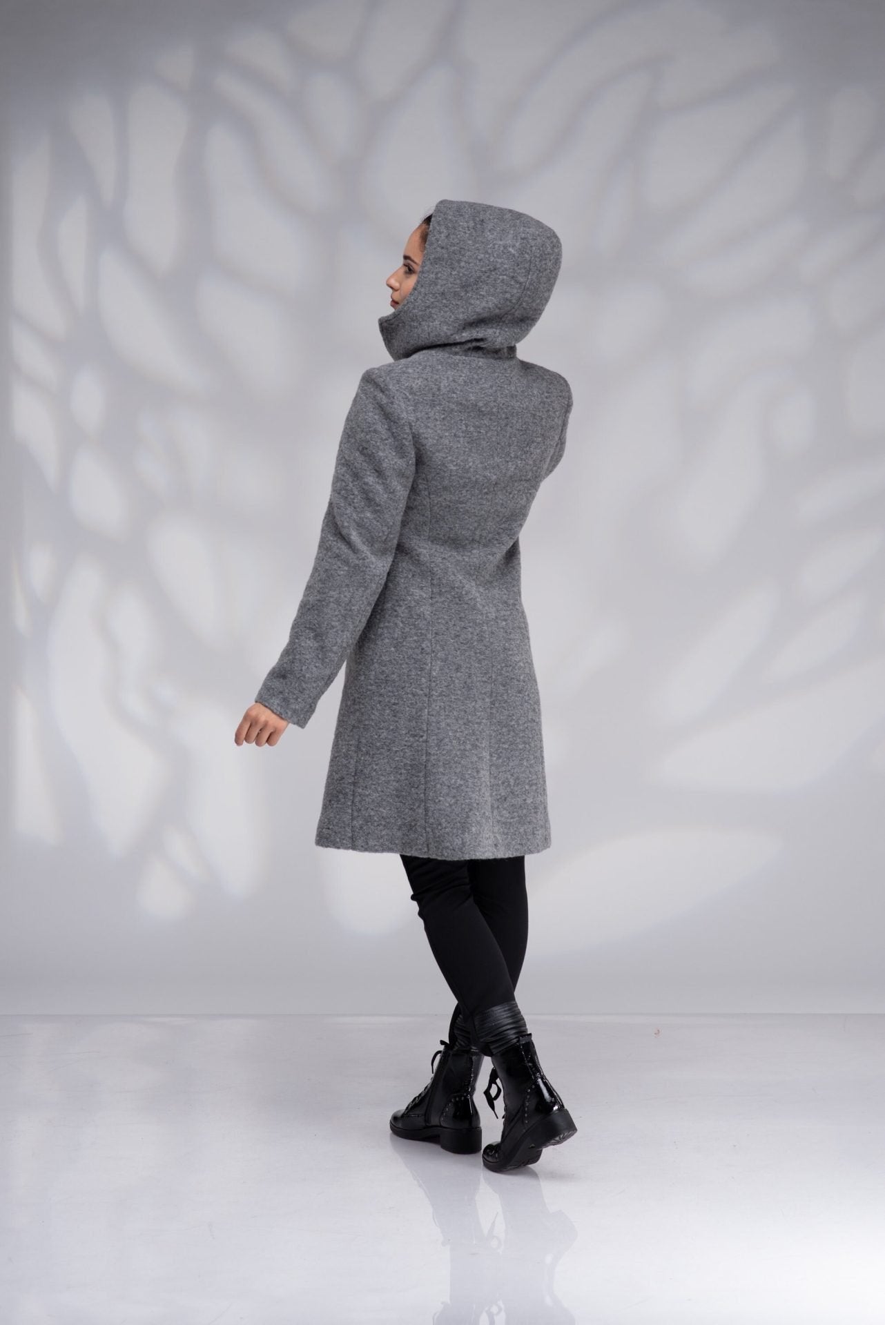 Hooded Wool Coat Short with Lining and Zipper