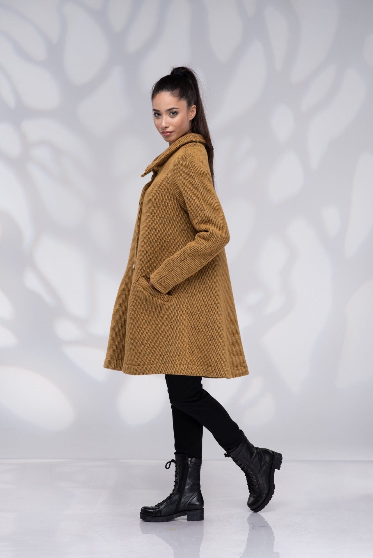 Short Winter Wool Swing Coat with Lining