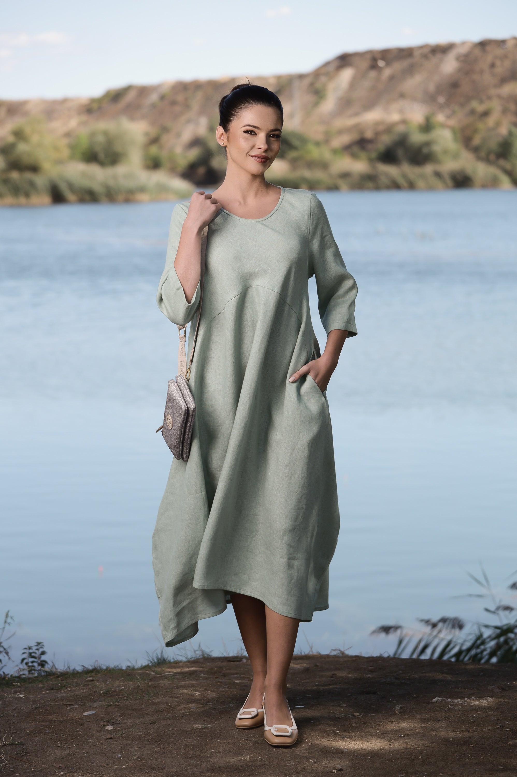 Summer Plus Size Linen Maxi Dress with Long Sleeves