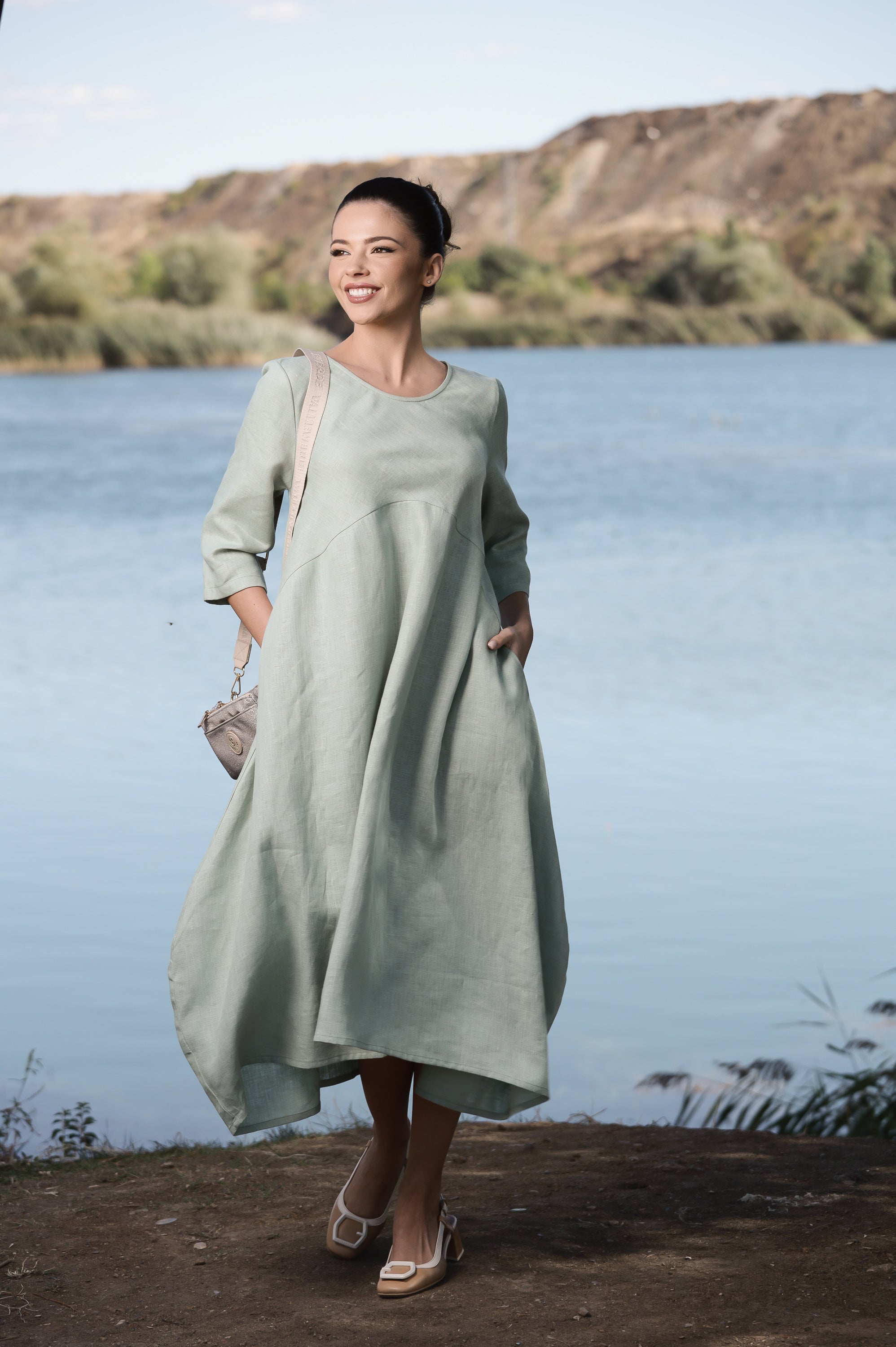 Summer Plus Size Linen Maxi Dress with Long Sleeves
